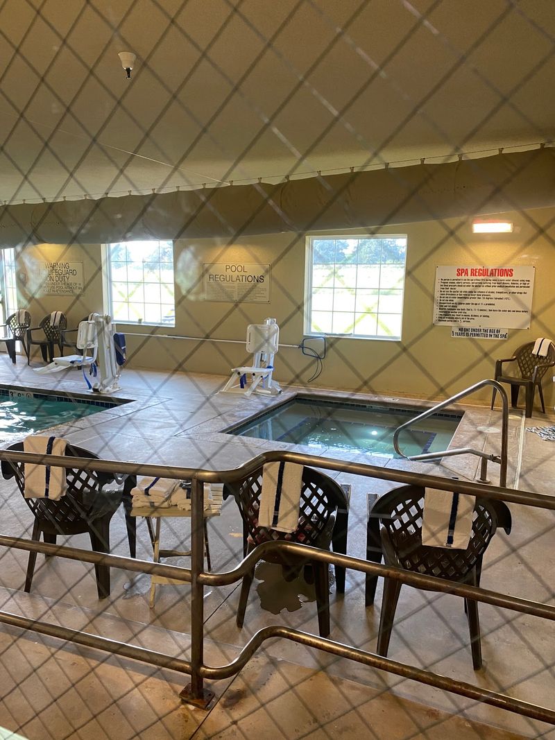 10 Nebraska Overnight Getaways For A Much-Needed August Escape - Decor Hint Cobblestone Hotel & Suites, Broken Bow