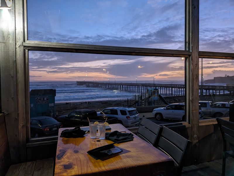 Schooners, Cayucos