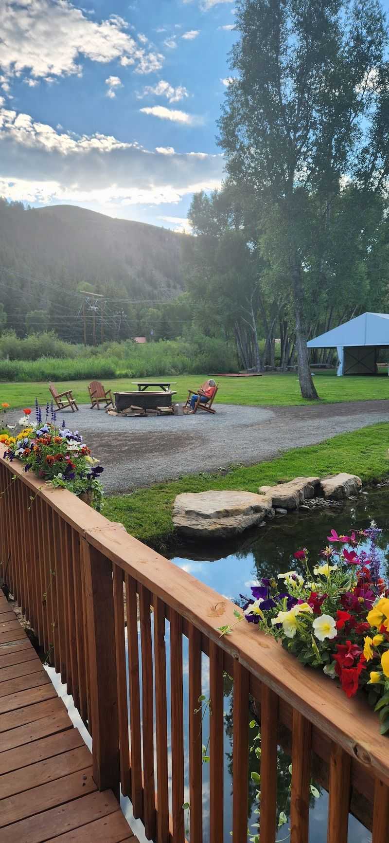 Almont Resort, Restaurant And Bar 47 