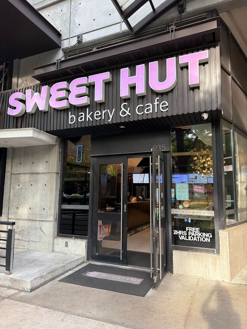 Sweet Hut Bakery and Cafe, Atlanta