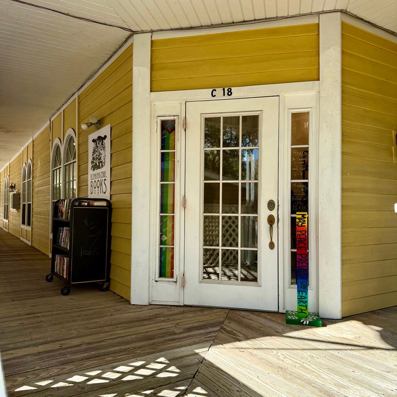 Blinking Owl Books, Fort Myers