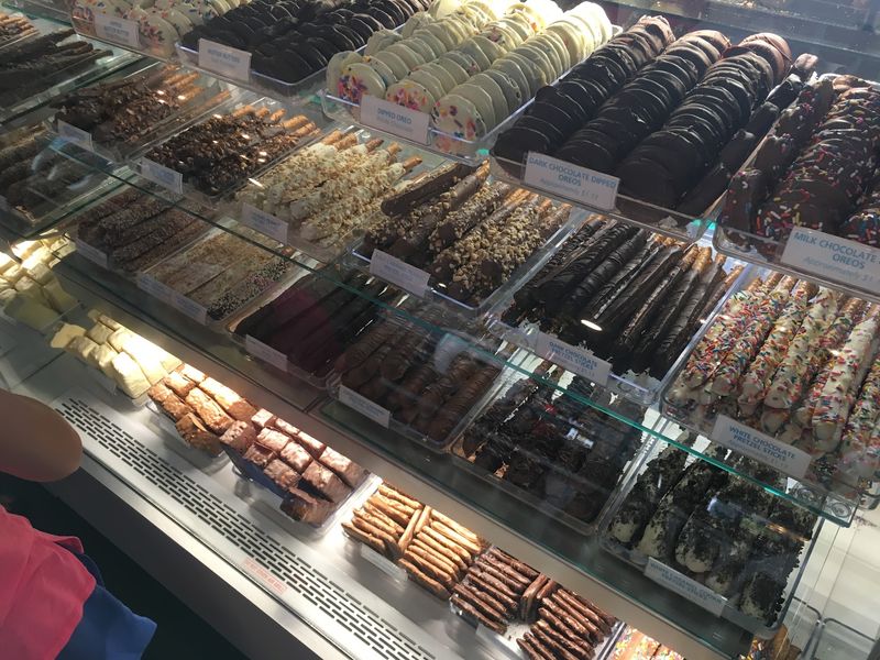 Build Your Own Chocolate Bar