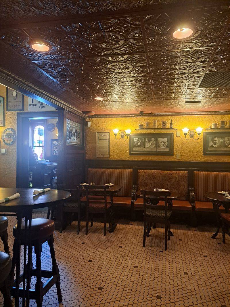 Kitty Hoynes Irish Pub, Syracuse