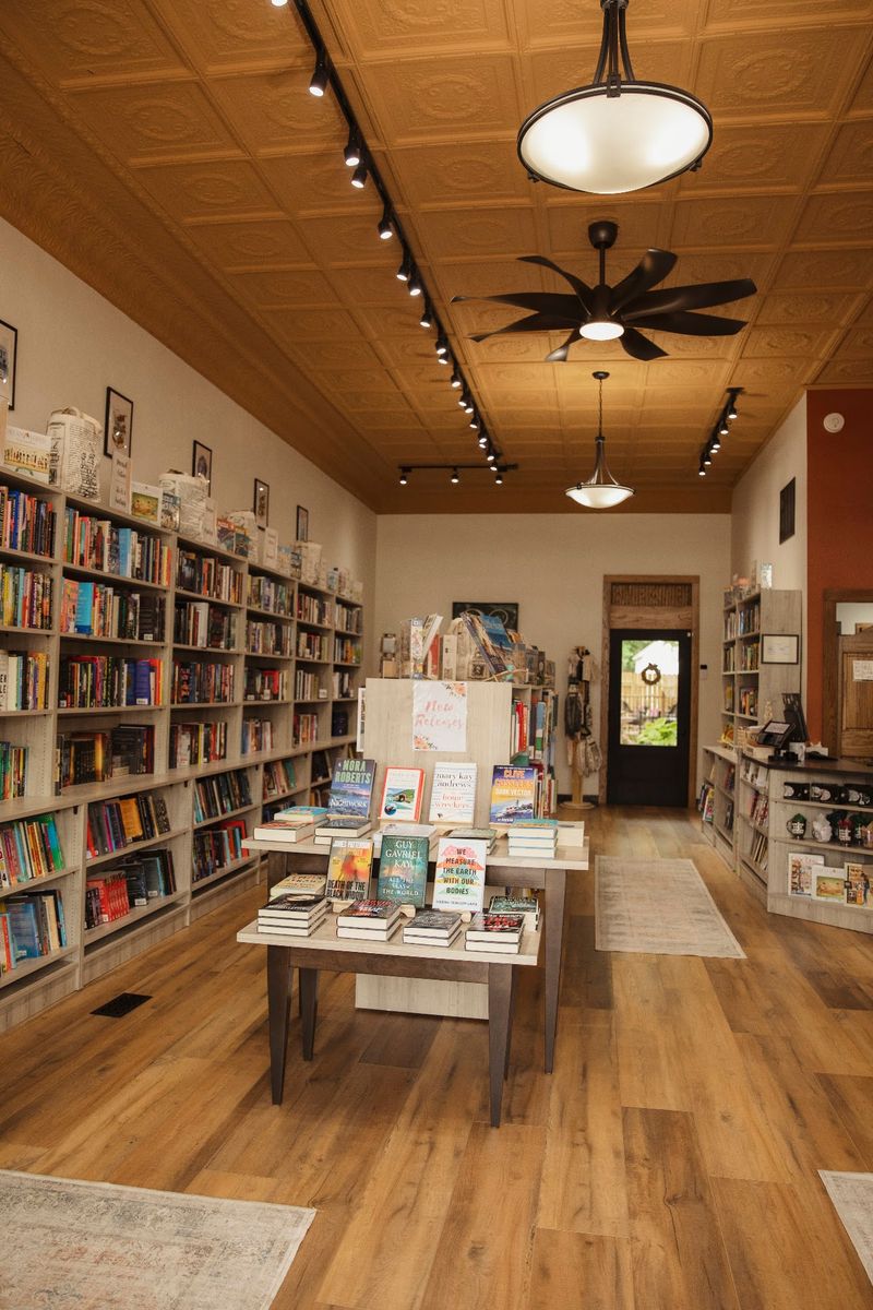Terrace Books, Columbus