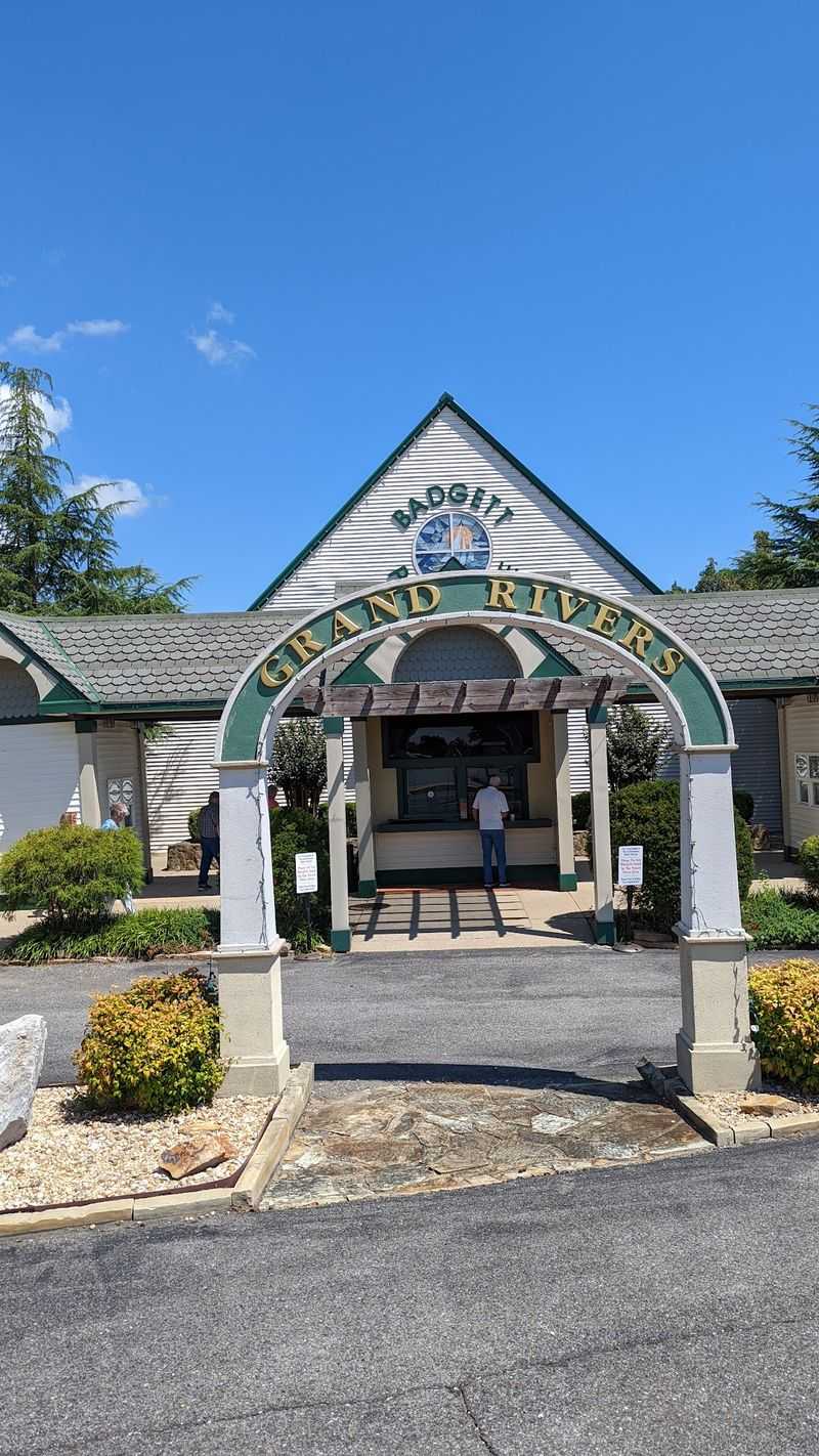Badgett Playhouse Brings Broadway Energy To Main Street