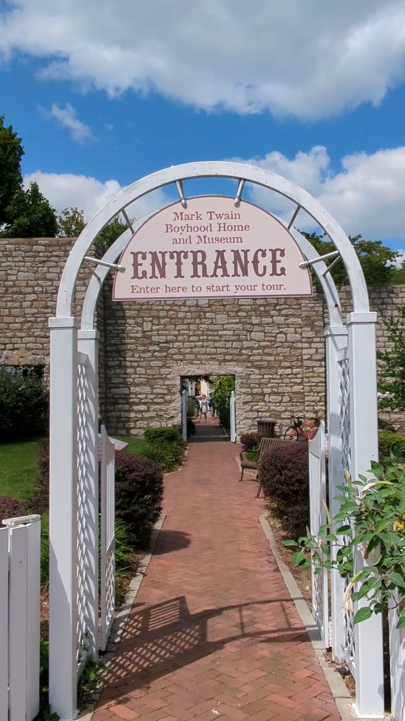 Mark Twain Boyhood Home And Museum, Hannibal