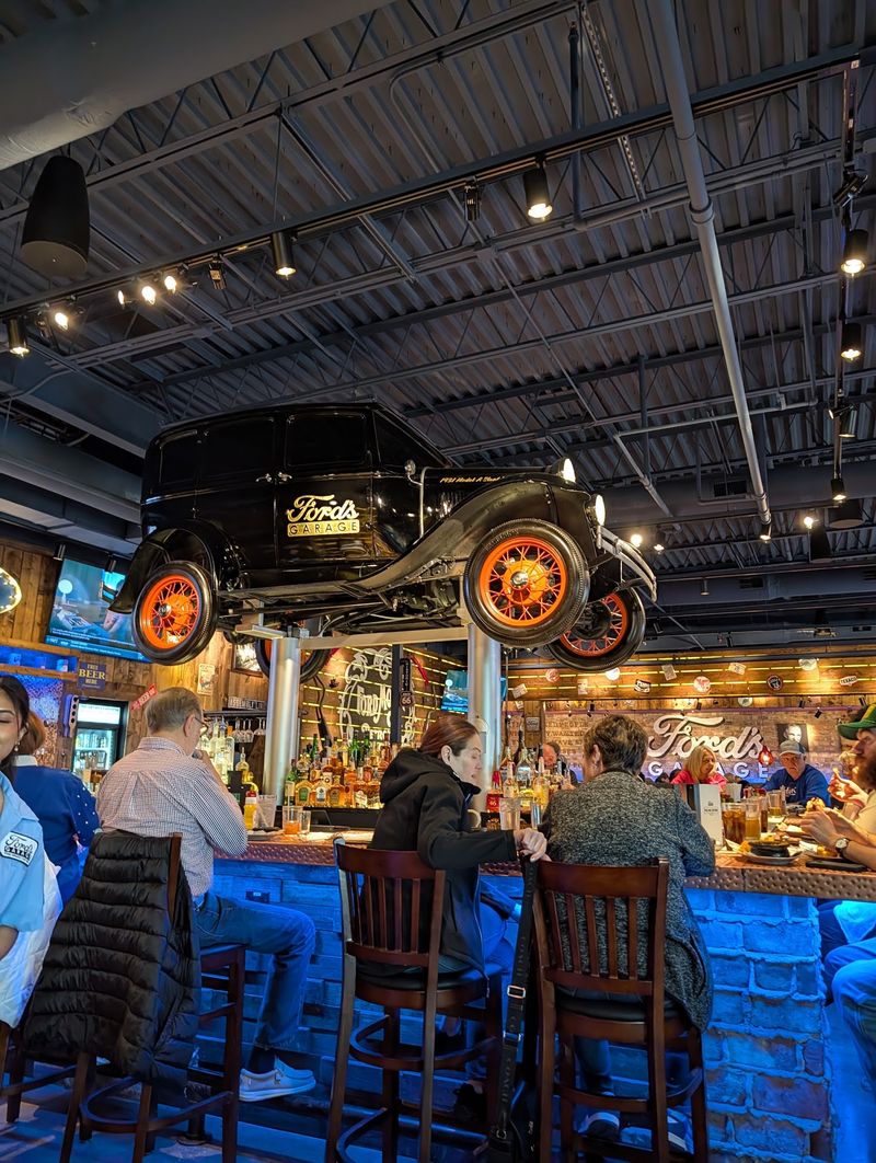 A Garage That Serves Burgers Instead Of Oil Changes