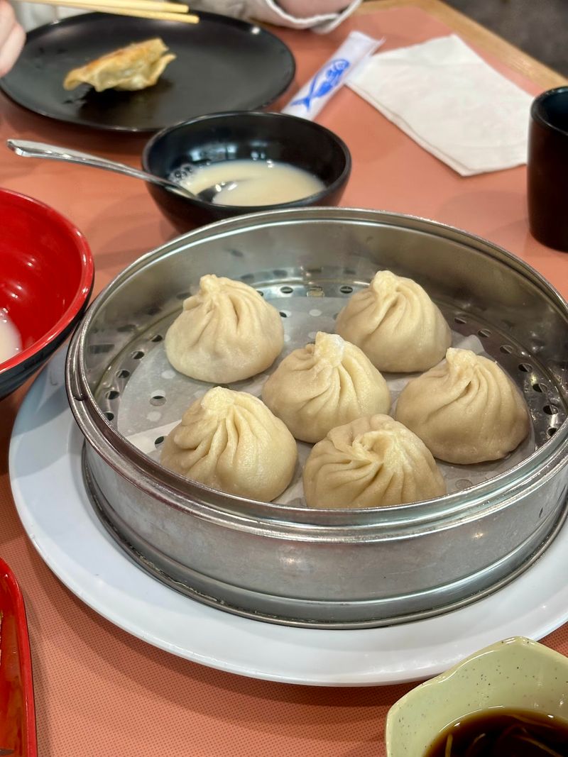 This Shanghai Restaurant In Maryland Serves Soup Dumplings Locals Can’t Stop Talking About - Decor Hint Xiao Long Bao Worth The Drive