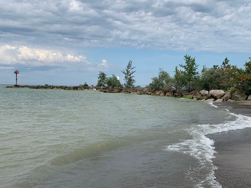 The Ohio Lake Town That Residents Say Has Been Overtaken By Summer Tourists - Decor Hint Geneva State Park Where The Beach Actually Breathes