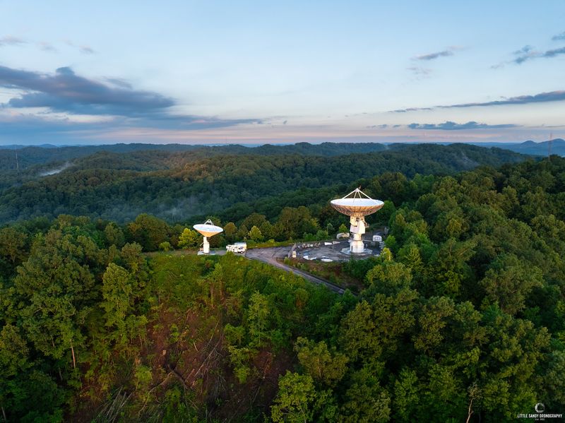 This Small Kentucky Town Saved A NASA Moon Mission And Almost Nobody Knows It - Decor Hint The 21-Meter Antenna That Changed Everything