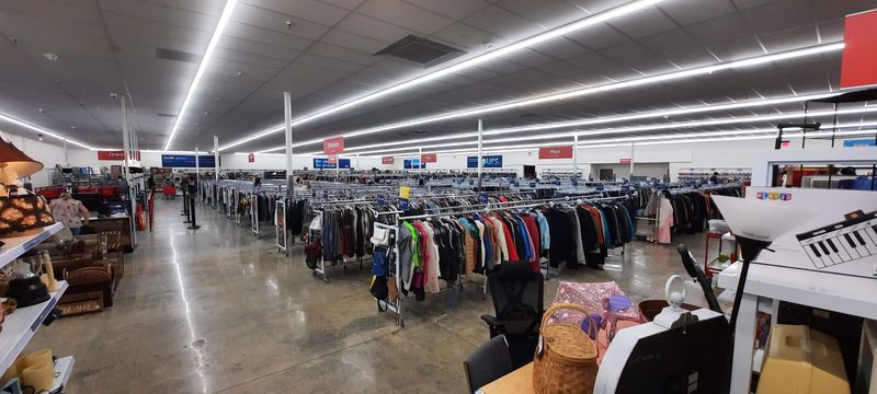 Savers, Orange