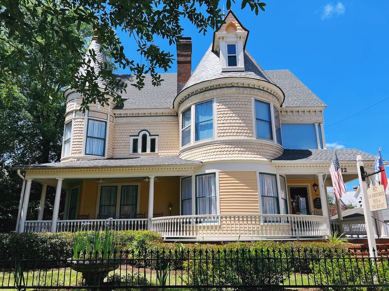 Stay Inside A Queen Anne Home That Has Been Standing Since 1893