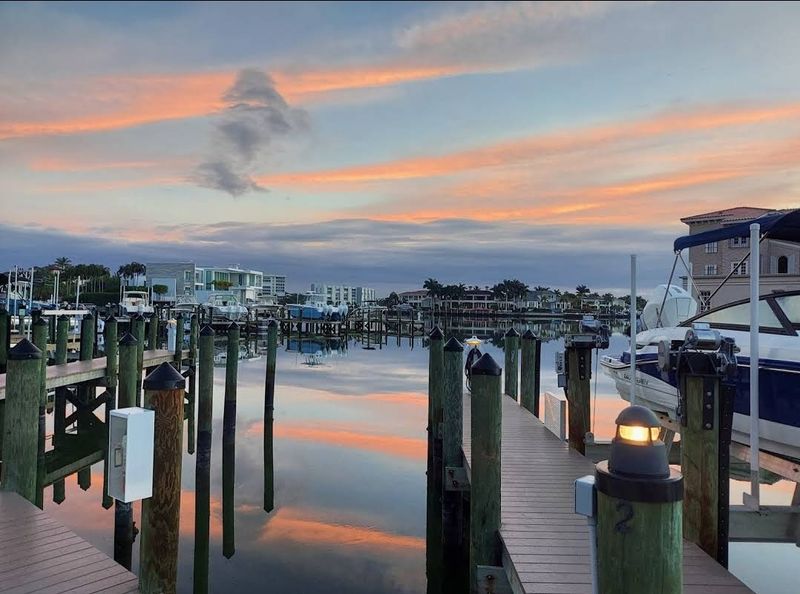 This Charming Florida Town Once Ranked Among America’s Happiest Places - Decor Hint A Happiness Ranking That Actually Holds Up