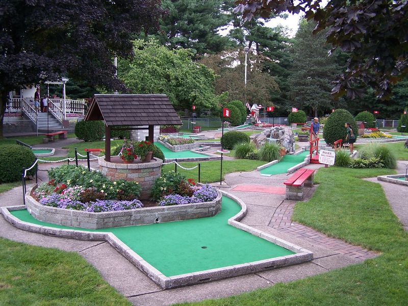 Classic Mini Golf With Family Tradition