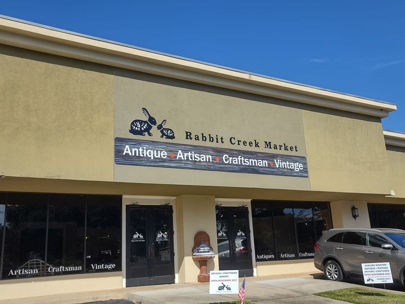 This Florida Market Is Packed With Handmade Treasures You Won't See Elsewhere - Decor Hint How A Family Idea Grew