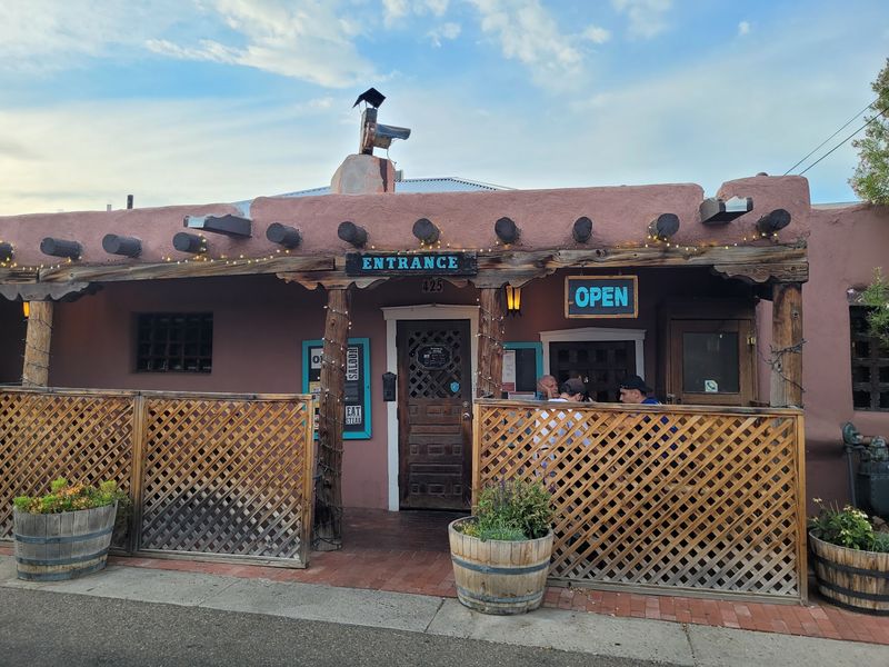 This New Mexico Mom-And-Pop Restaurant Serves Incredibly Good Comfort Food - Decor Hint A Family Story Since 1974