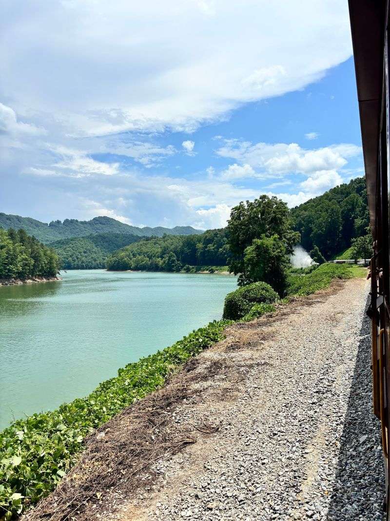 Settle In For 44 Miles Of Mountain Scenery Without Touching The Steering Wheel