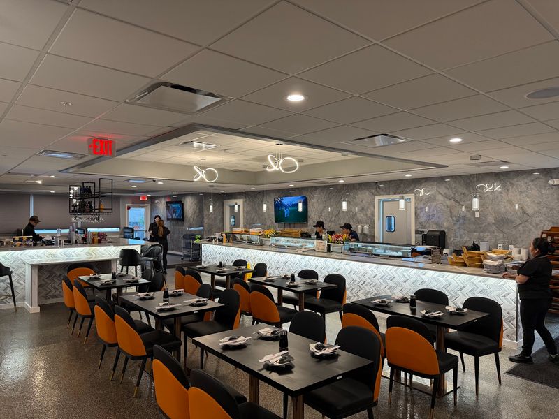 This Nebraska Sushi Spot Turns One Meal Into An All-You-Can-Eat Japanese Feast - Decor Hint You Can Visit Seven Days A Week