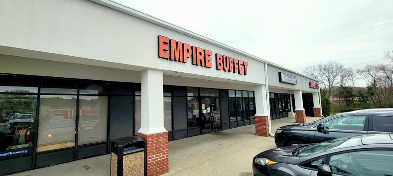 Quiet Corner Regulars Have Kept This Buffet Going