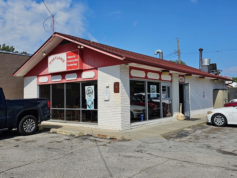 This Unassuming Nebraska BBQ Joint Is Hiding Some Seriously Good Smoked Meats - Decor Hint Smoke You Smell First