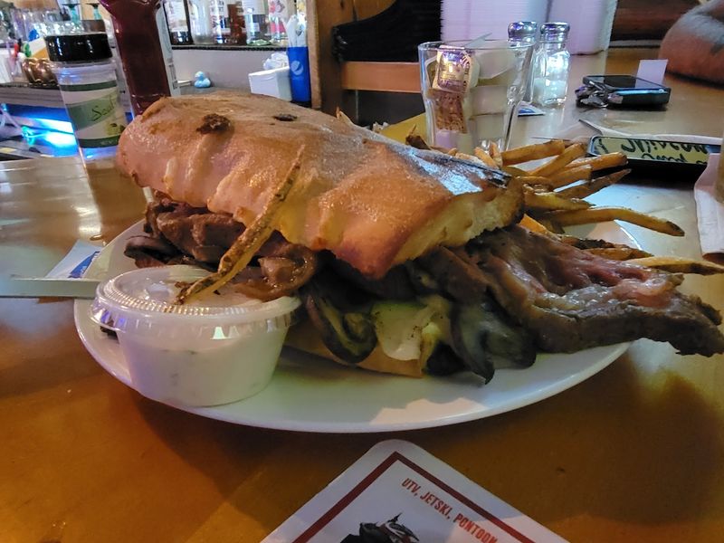 This Hidden Northern Wisconsin Pizzeria Is So Good Folks Drive Three Hours Just For A Slice - Decor Hint Prime Rib And A Sandwich People Rave About
