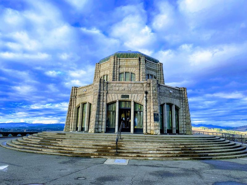Vista House At Crown Point