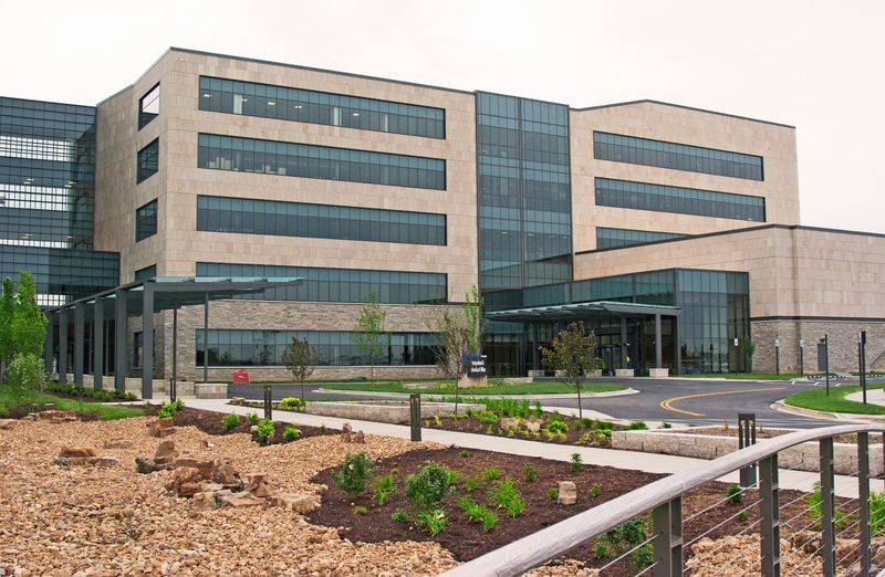 This Small Kentucky Town Has A Healthcare System So Good It's Ranked Among America's Best - Decor Hint Award-Winning Heart And Vascular Program