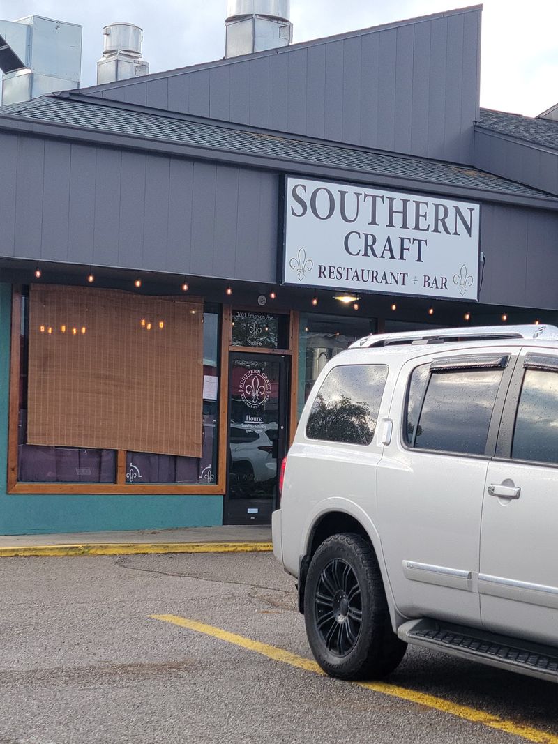 Southern Craft Restaurant & Bar, Parkersburg