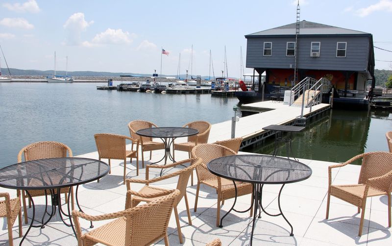 Lakeside Dining Without The Fancy Price Tag