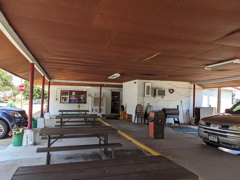 Highway 2 Depot, Mullen