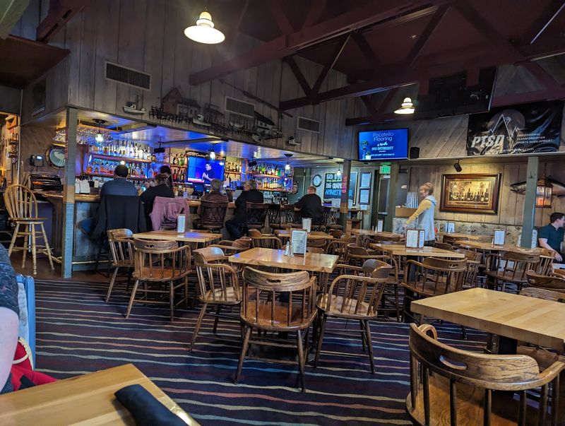 13 Legendary Idaho Steakhouses Locals Still Swear By In 2026 - Decor Hint The Sandpiper