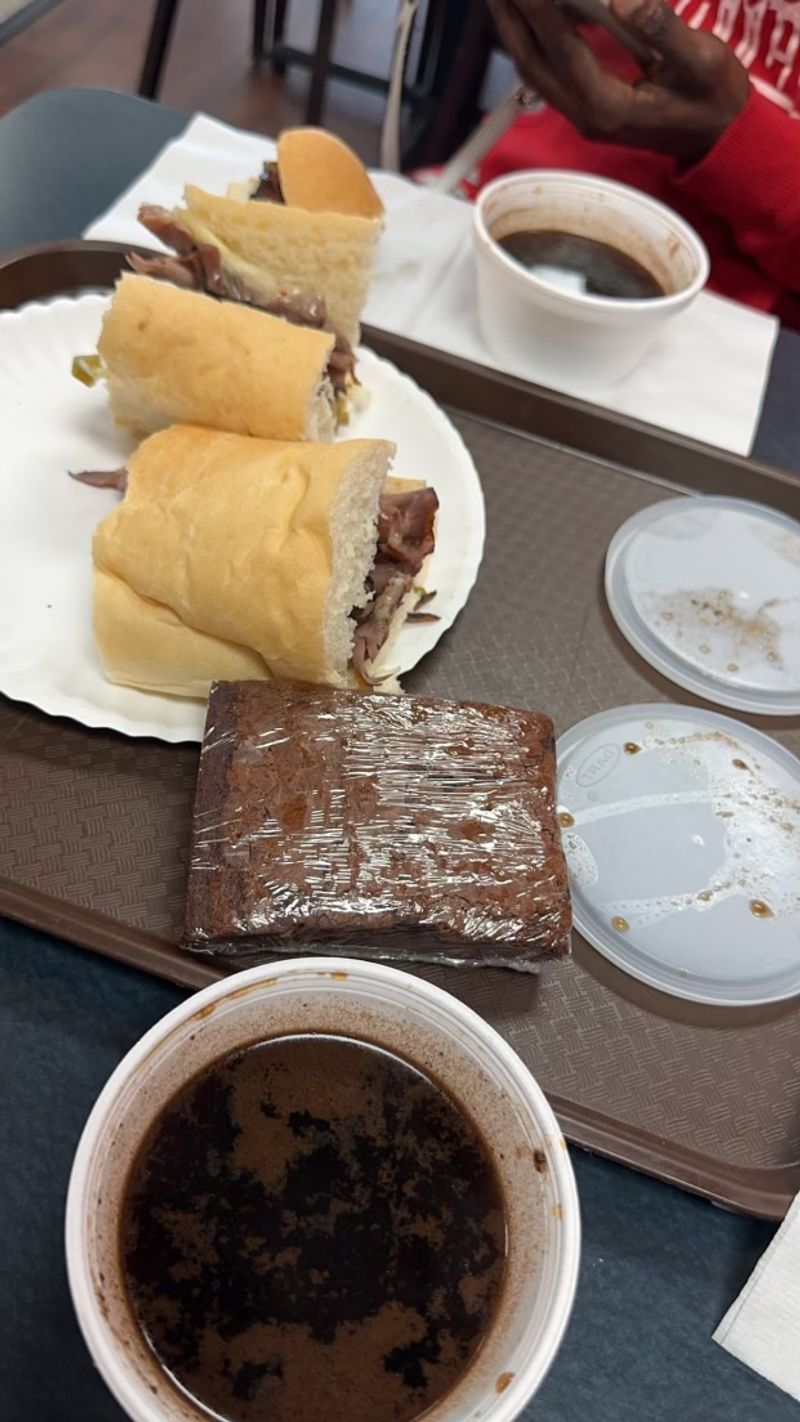 This Nebraska Sandwich Shop Makes Summer Picnic Plans Almost Too Easy - Decor Hint Homemade Brownies Deserve A Spot In The Takeout Bag