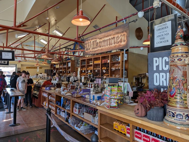 Make It A Mountain-Town Bakery Stop