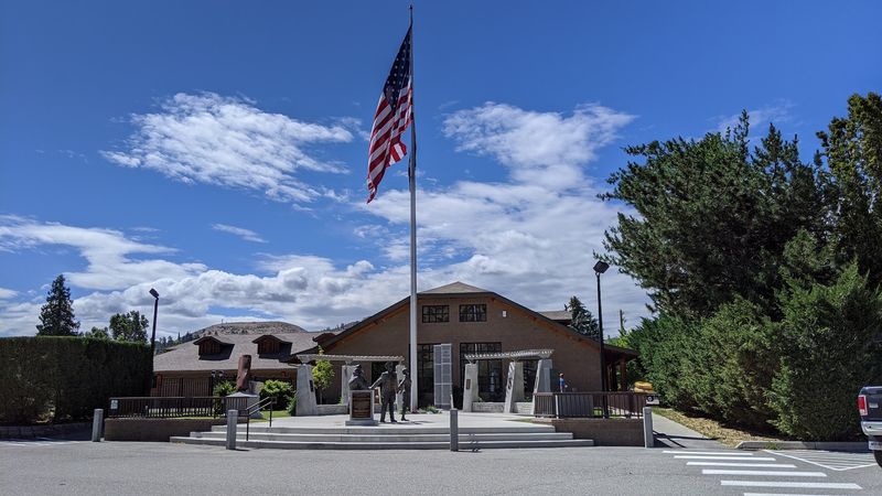 Cottage Avenue And Its Craftsman Bungalows