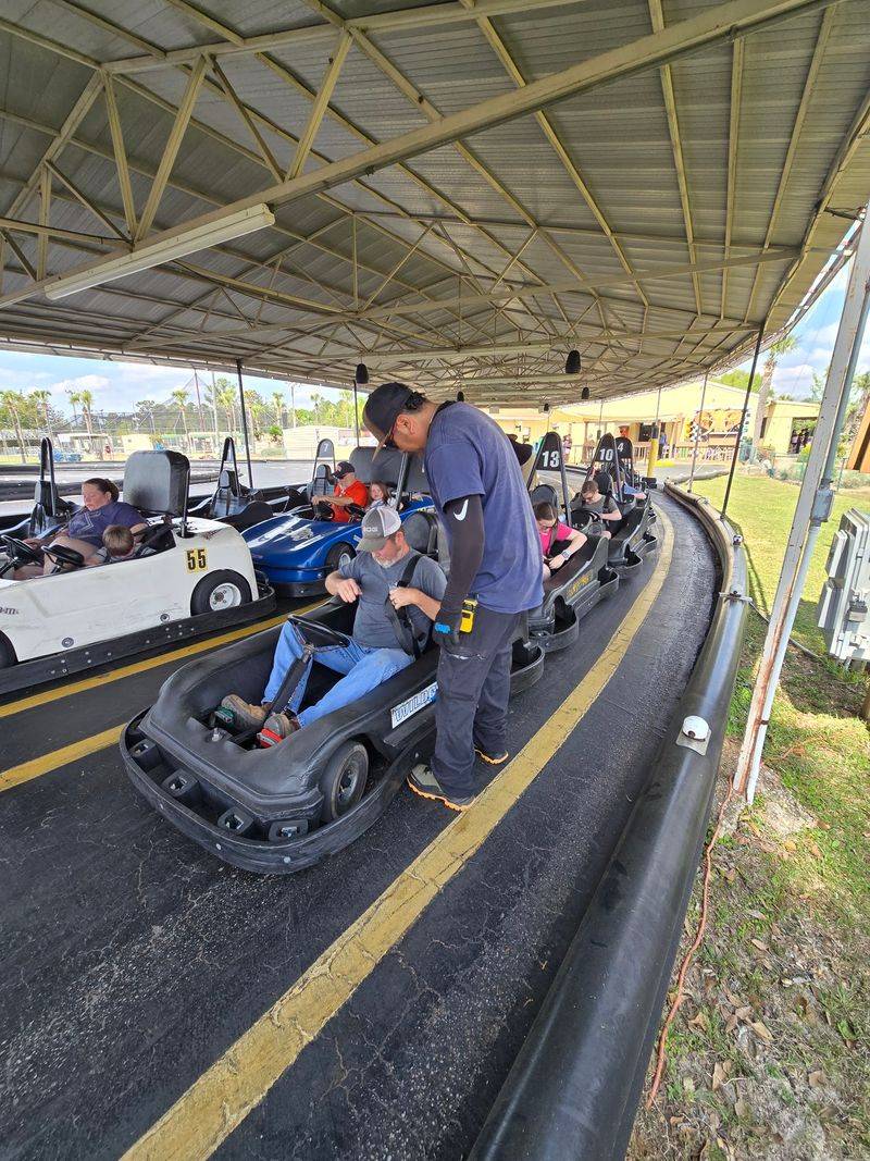 Figure-8 Track Racing Rules