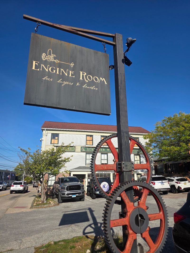Engine Room, Mystic