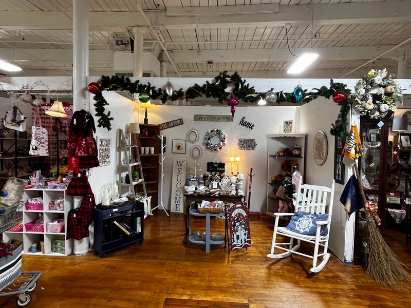 Inside The Historic Cotton Mill In Georgia That's Now A 48,000-Square-Foot Antique Wonderland - Decor Hint The Famous Christmas Open House