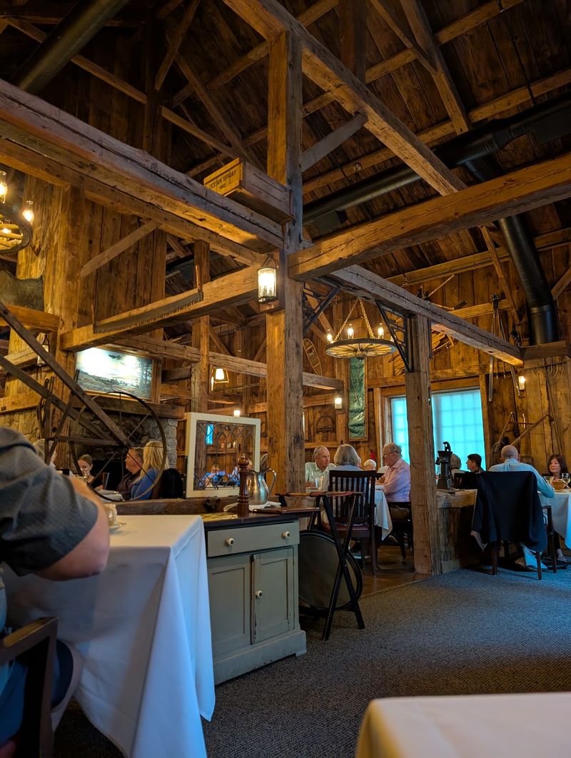 The Woodshed Restaurant, Moultonborough