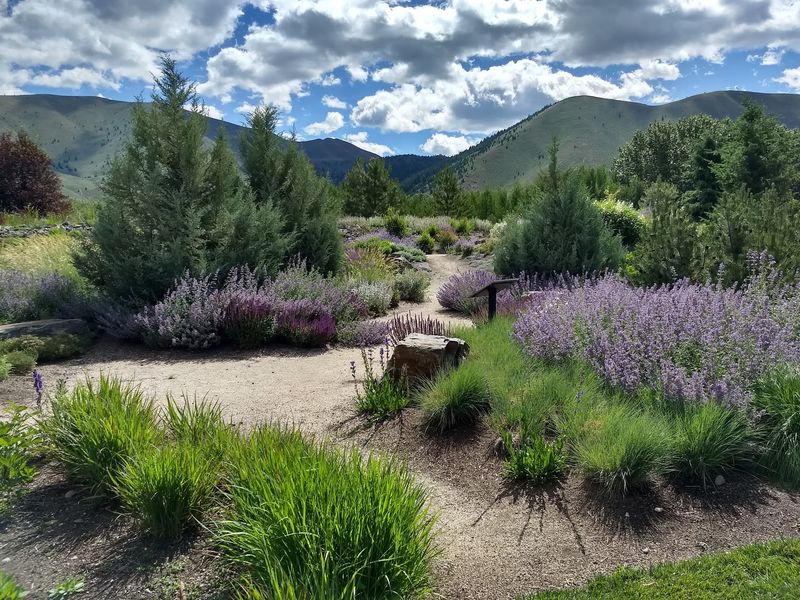 This Hidden 5-Acre Idaho Garden Has 5 Different Biomes And Seniors Visit Completely Free - Decor Hint Explore Displays Inspired By South-Central Idaho's Five Distinct Biomes