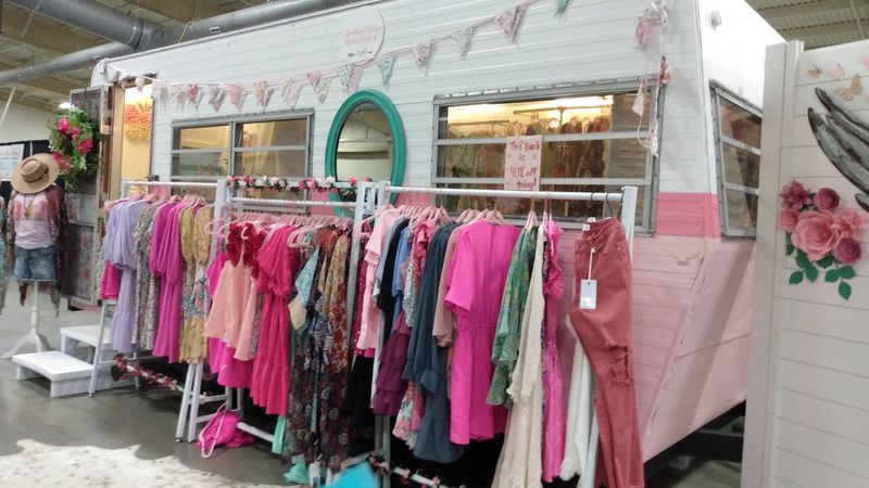 More Than 300 Gorgeous Quilts Take Over This North Carolina Show For Three Colorful Days This August - Decor Hint Shop Finished Quilts And One-Of-A-Kind Finds Before Someone Else Does