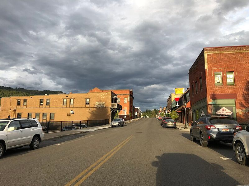 Pass Through Small Towns That Make Great Break Stops