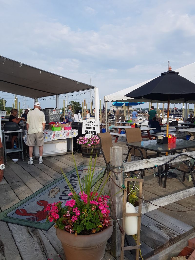 Dockside Dining With A Working-Waterfront Feel