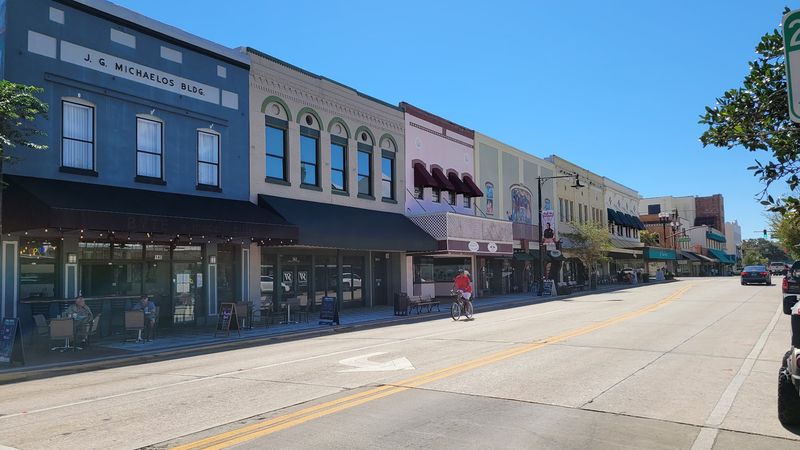 10 Self-Drive Day Trips Around Orlando, Florida Worth Taking - Decor Hint Downtown DeLand Historic Garden District, DeLand