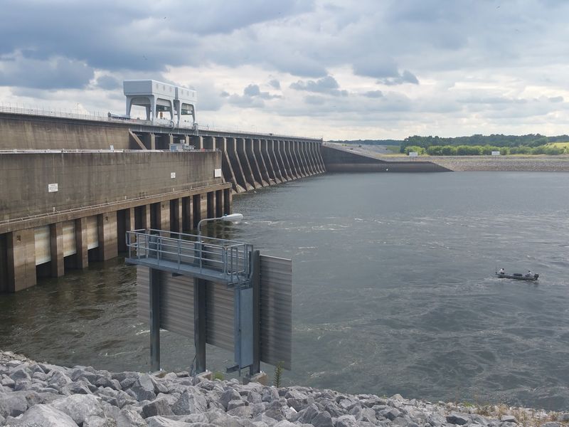 The Old Version Of This Small Kentucky Town Is Still Sitting Under A Lake - Decor Hint Barkley Dam And The Creation Of Lake Barkley