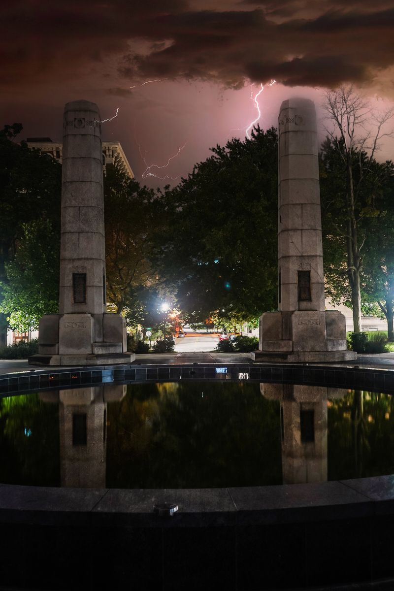 This Grand Rapids Ghost Tour Brings Michigan History To Life After Dark - Decor Hint Why This Night Out Stays With You