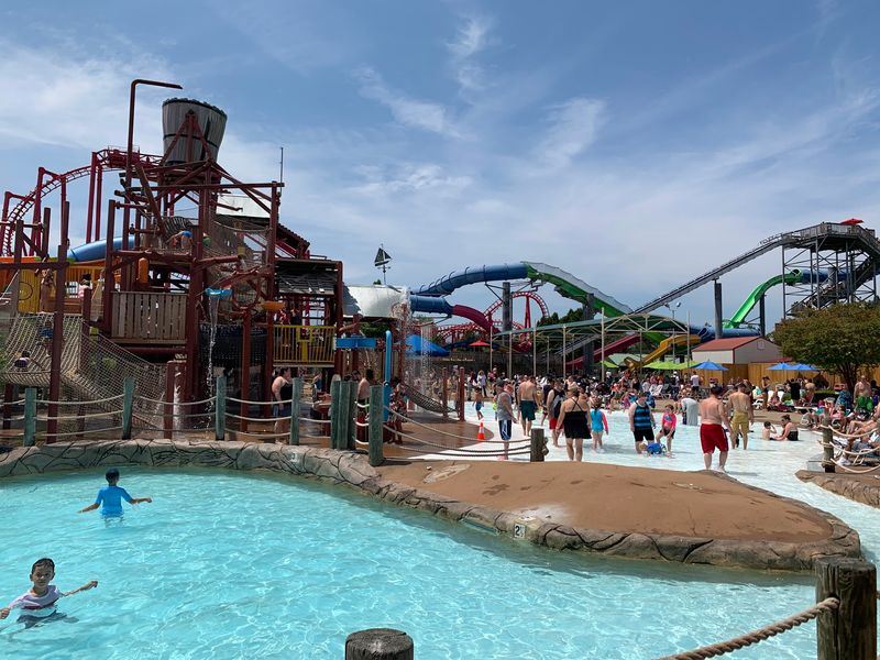 Best Rides For The Whole Family To Enjoy Together