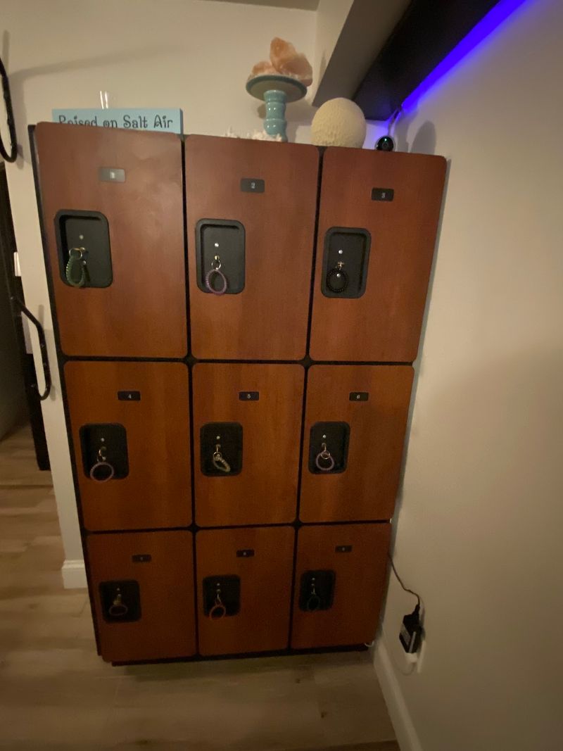 Lockers Make Phone-Free Relaxing Much Easier