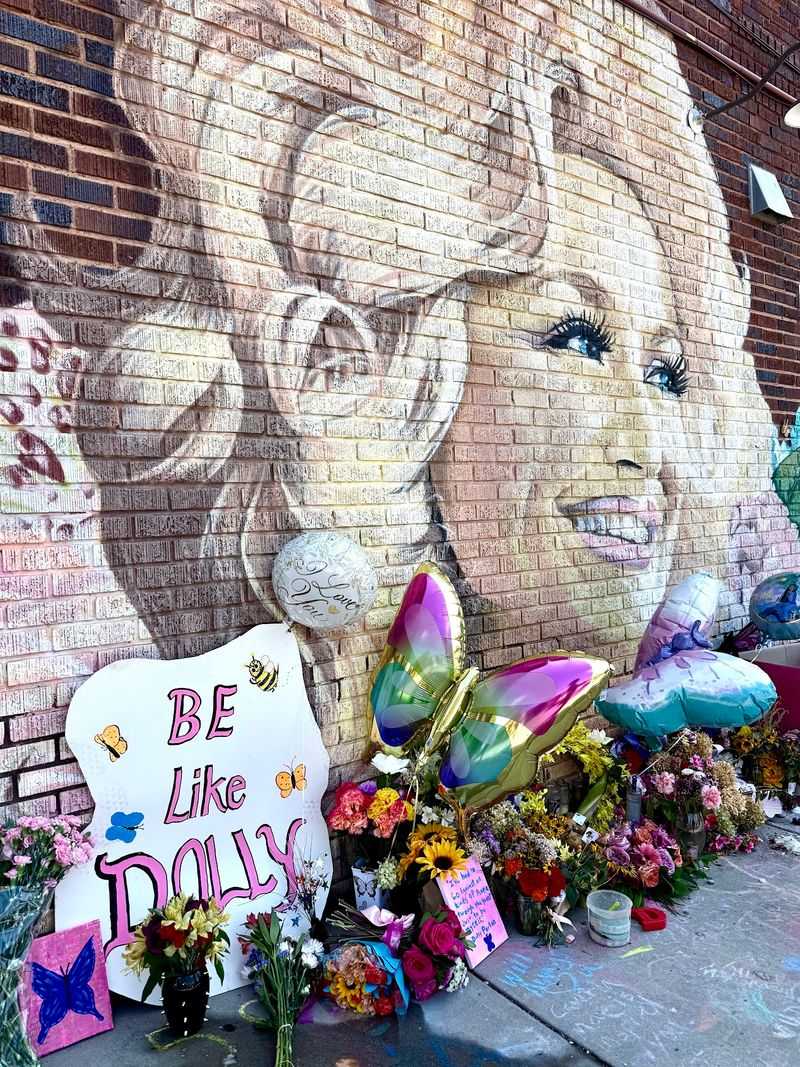 Say Goodbye To Beloved Music Legend Dolly Parton At This Colorful North Carolina Mural - Decor Hint Look Closely At The Vintage Image That Inspired The Painting