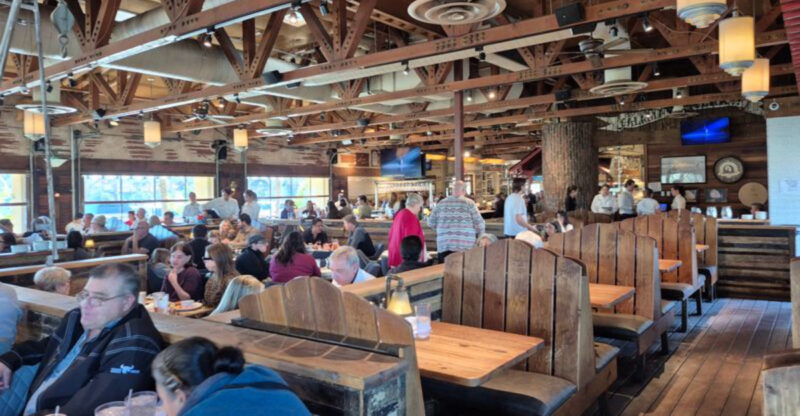 These 11 Unassuming Central California Restaurants Serve Seafood So Good They Deserve Way More Attention