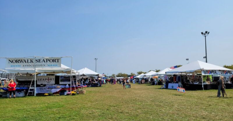A Massive 3-Day Oyster Festival Is Coming To The Connecticut Coast